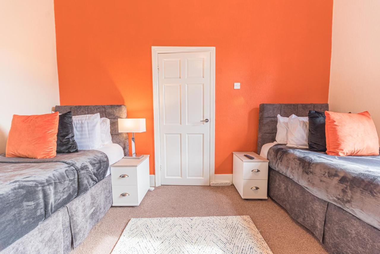 *King Bed* Luxury City Centre House Barrow-in-Furness Kültér fotó