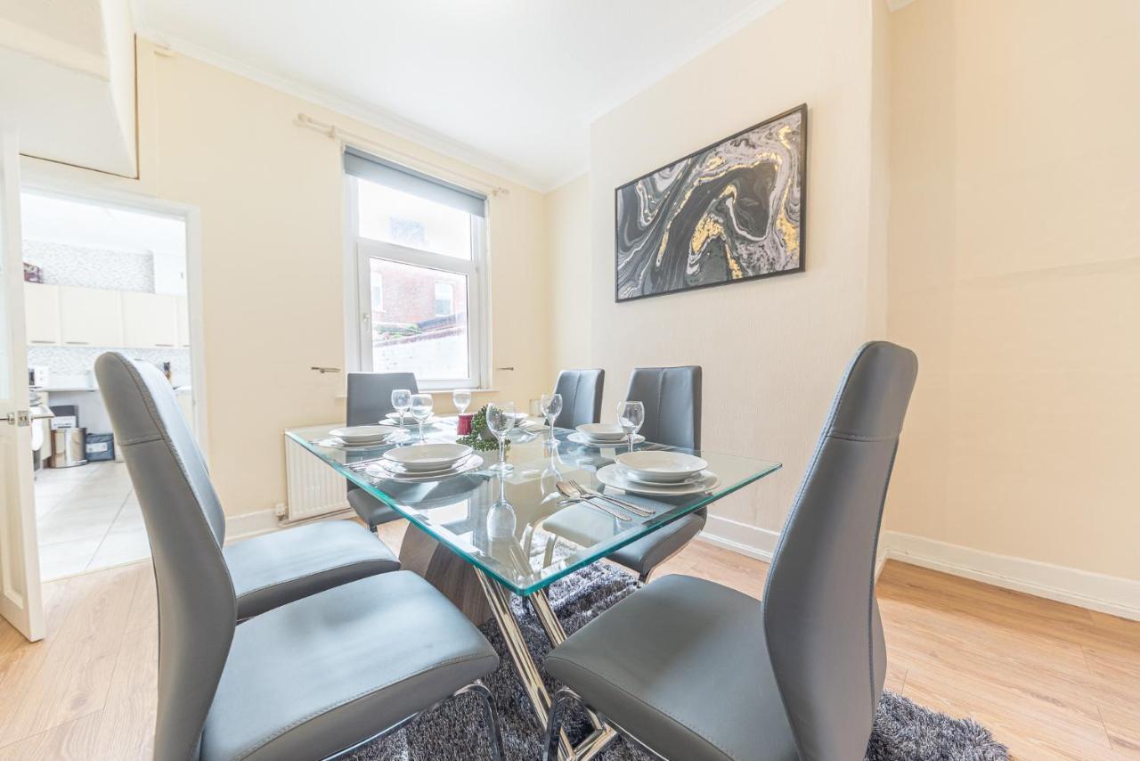 *King Bed* Luxury City Centre House Barrow-in-Furness Kültér fotó